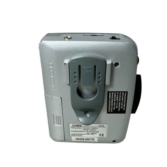 Vintage Coby Personal Cassette Player and Radio ... - Picture 3 of 10